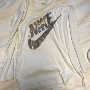 NIKE SWEATER BUNDLE